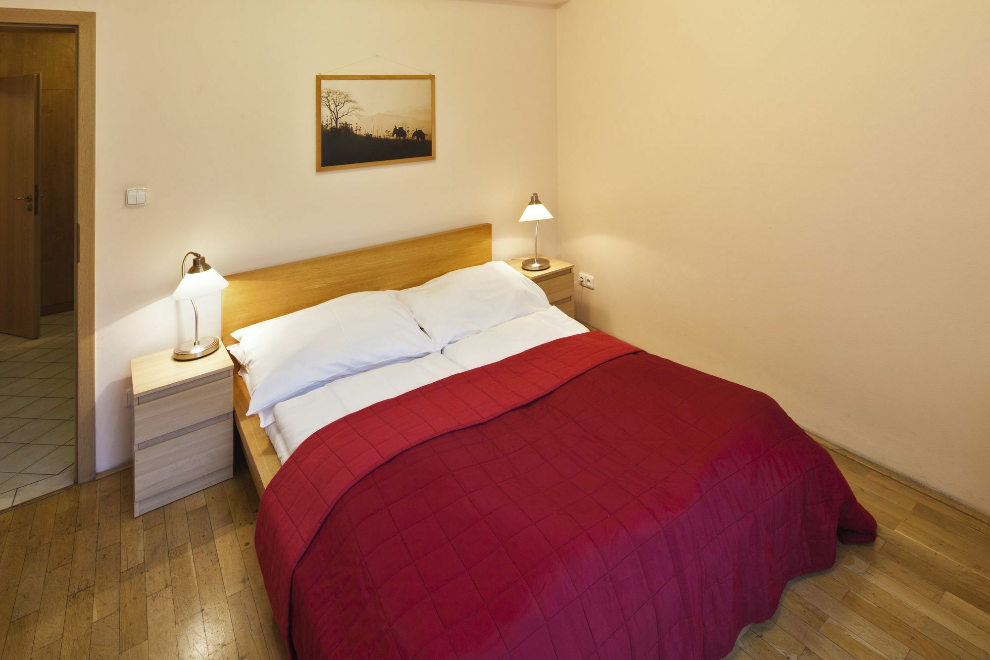 פראג Capital Apartments מראה חיצוני תמונה